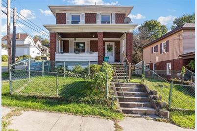 401 Lorenz Ave - Photo 1