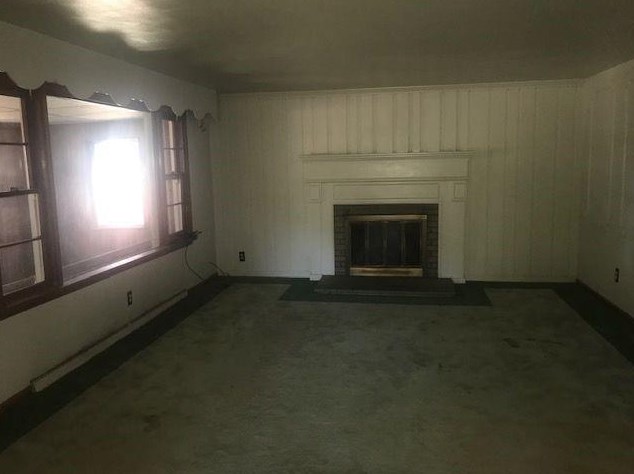 626 Mckee Rd, Washington, PA 15301-9366