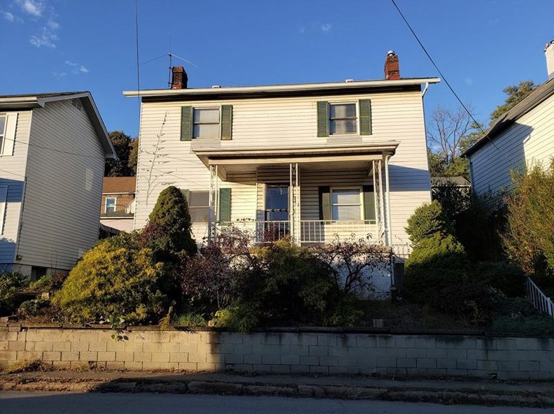517 Mt Pleasant St, Greensburg, PA 15601