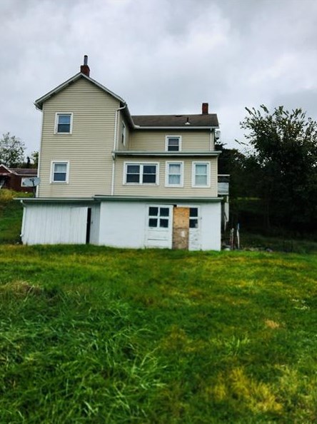 623 10th St, Monroeville, PA 15140-1103