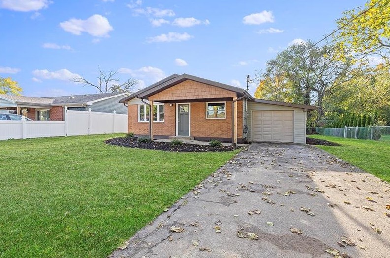 214 Ridgefield Dr, Greensburg, PA 15601-5925