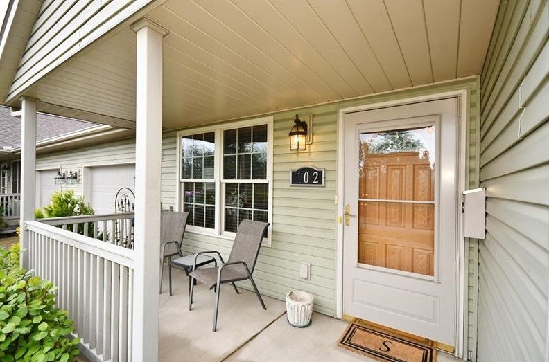 102 Waterfront Ridge Ln, Whitaker, PA 15120