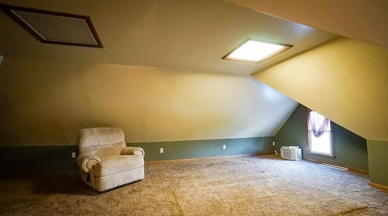 421 Wayne St, Butler PA 16001-5851 exterior