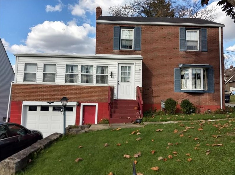 524 Pine Ave, Ellwood City, PA 16117-1448