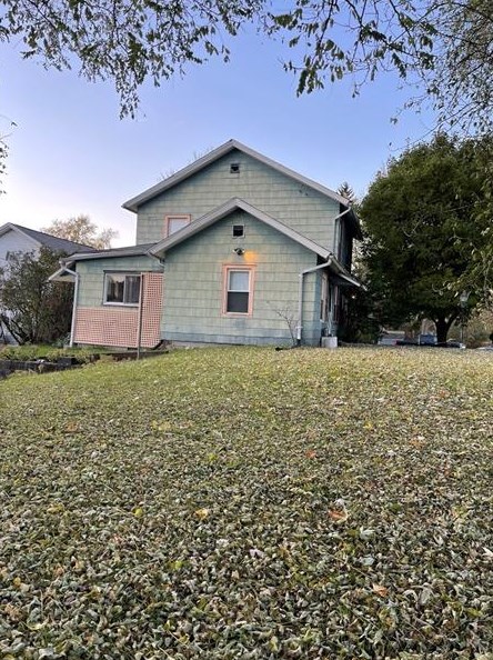 63 North St, Hermitage, PA 16159