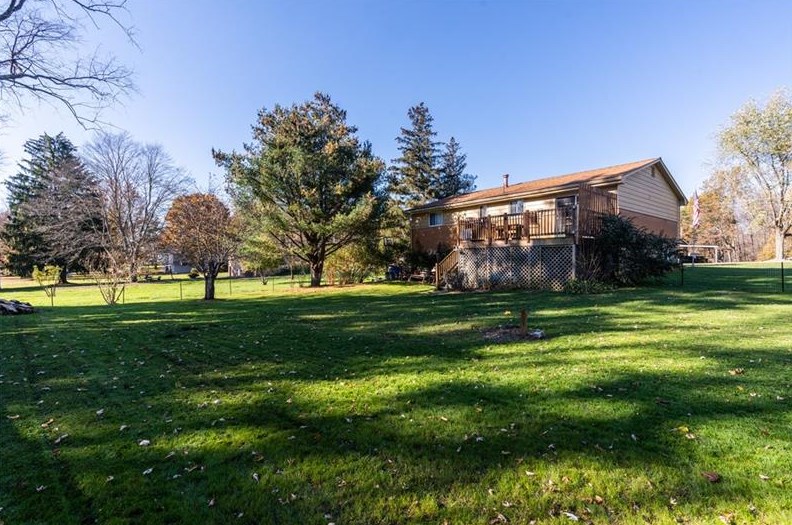439 W Water St, Slippery Rock, PA 16057