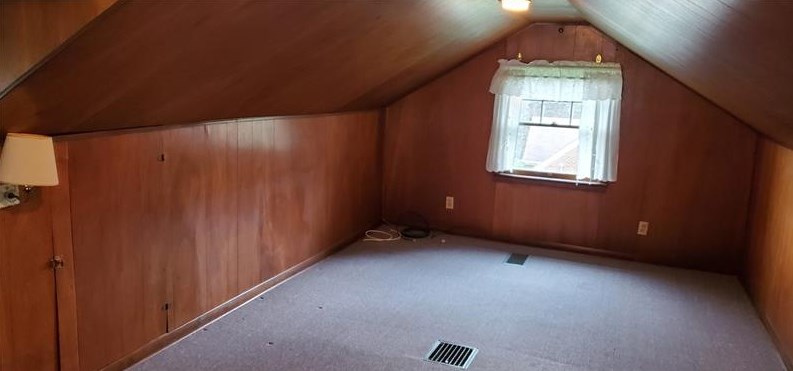 761 Massachusetts St, Ellwood City PA  16117-1430 exterior