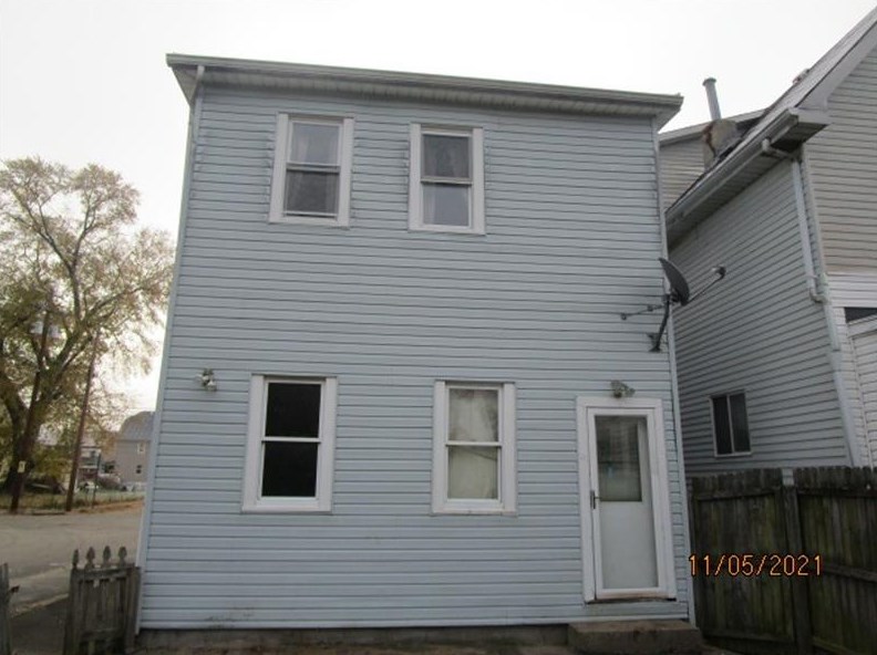 1645 Riverside Dr, New Kensington, PA 15068