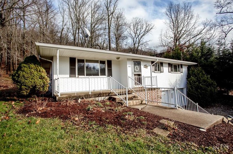 385 Ben Franklin Road N, Indiana, PA 15701