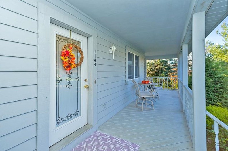 1184 Rebecca St, Export, PA 15632-9741