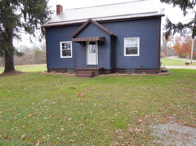 161 Sportsman Rd, Leechburg, PA 15656