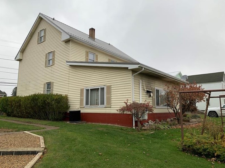 113 W Main St, Dayton, PA 16222
