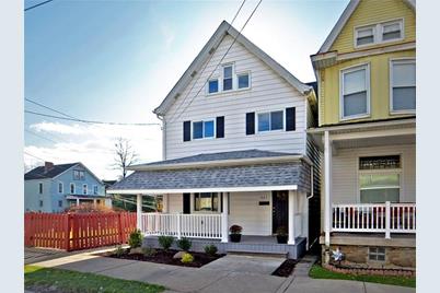 661 6th St - Photo 1