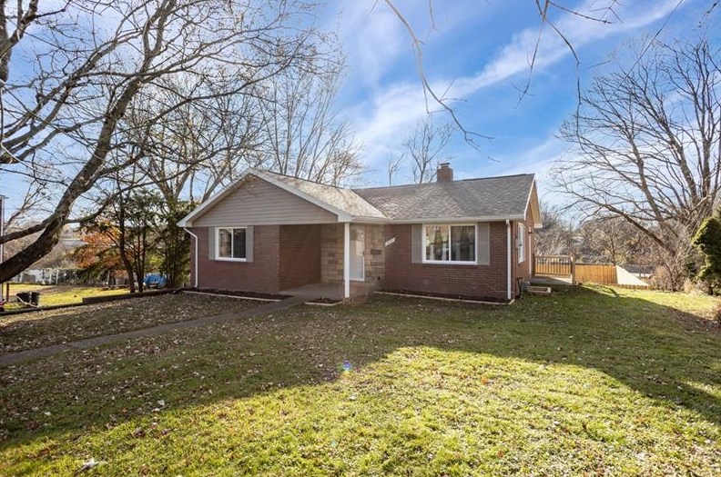 213 Shackelford Dr, Monroeville, PA 15146-2821