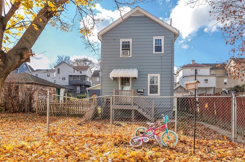 310 Eicher Ave, Greensburg PA  15601-2920 exterior
