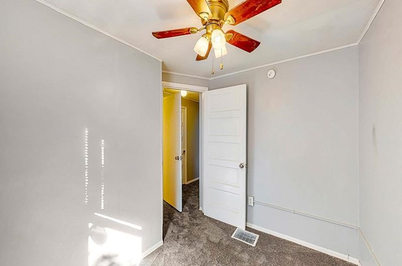 1139 Arch St, Washington PA 15301-1929 exterior