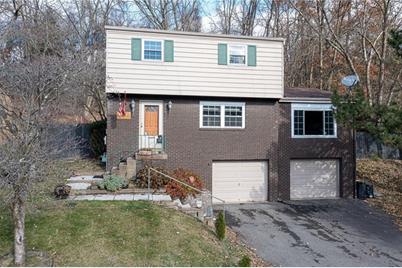 240 Golden Gate Dr - Photo 1