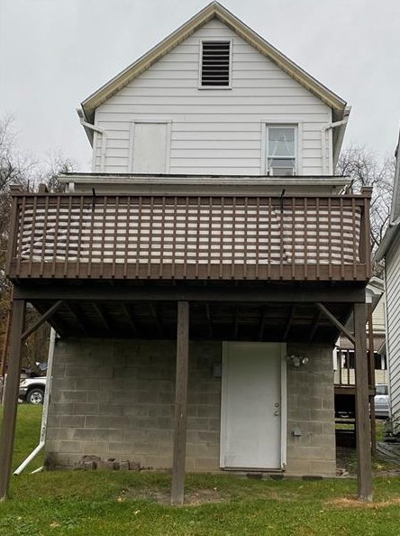 309 W 11th Ave, Tarentum, PA 15084