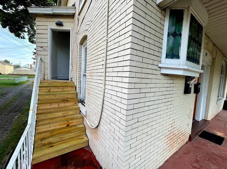 309 Phillips #2, New Castle, PA 16101