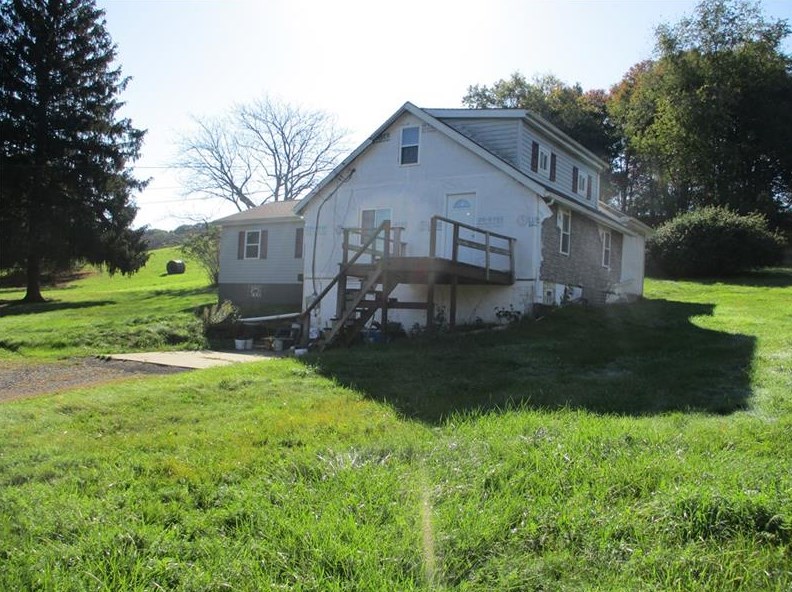 156 Doyle Rd, Sarver, PA 16055-9401
