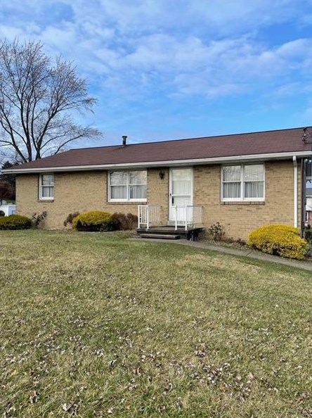 1409 Mission Rd, Latrobe, PA 15650