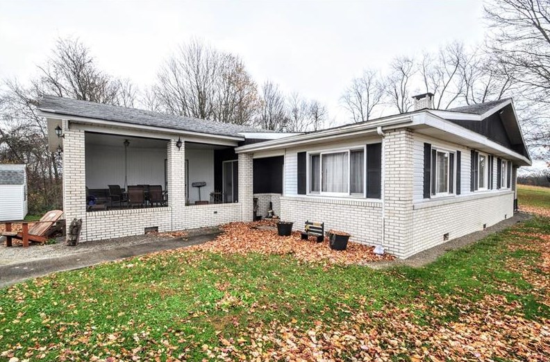174 Colvin Rd, Greensboro, PA 15338