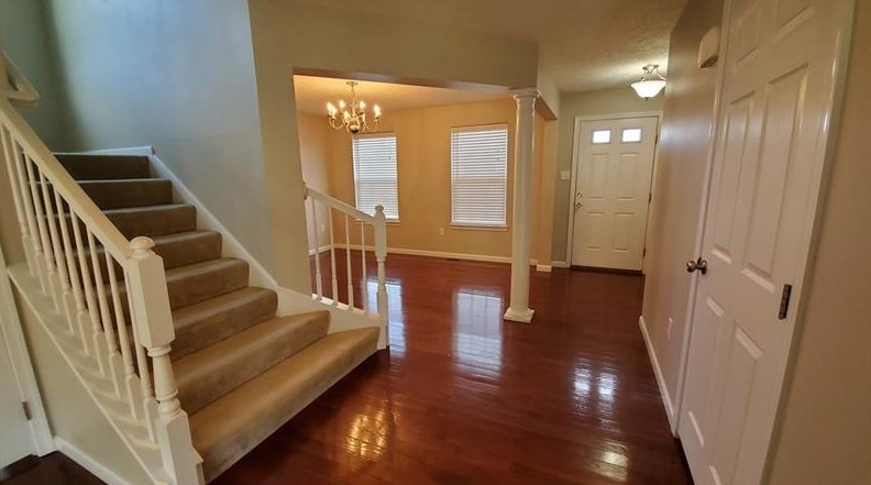 2064 Majestic Dr, Canonsburg, PA 15317