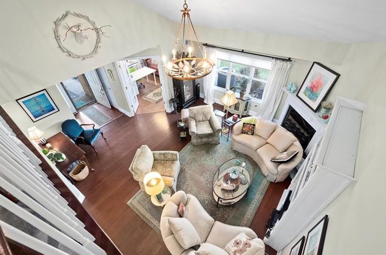 9903 Sundance Dr, Bridgeville, PA 15017-1120