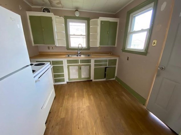 409 W George St, Fairdale, PA 15320