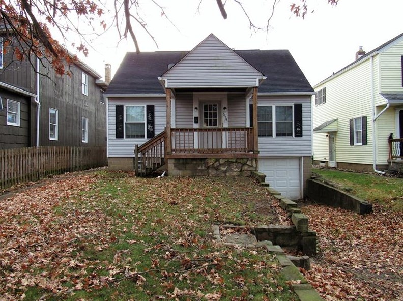 1074 Pacific Ave, Brackenridge, PA 15014