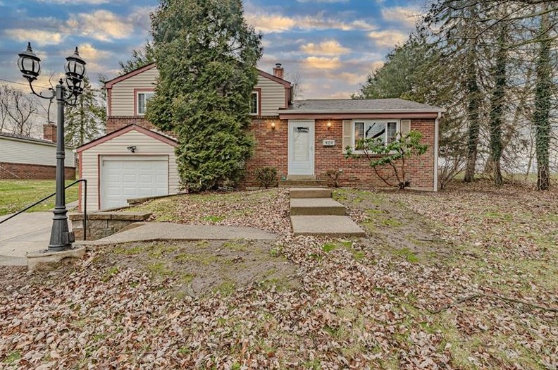 404 Brunner Dr, Monroeville, PA 15146-1320