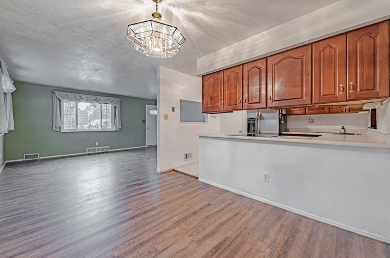 404 Brunner Dr, Monroeville PA 15146-1320 exterior