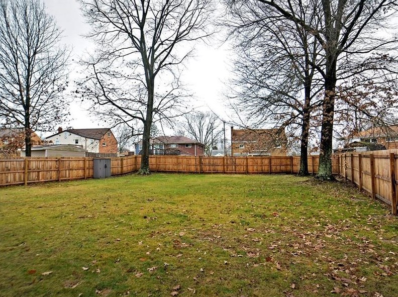 4728 Bert Dr, Monroeville PA 15146-3609 exterior