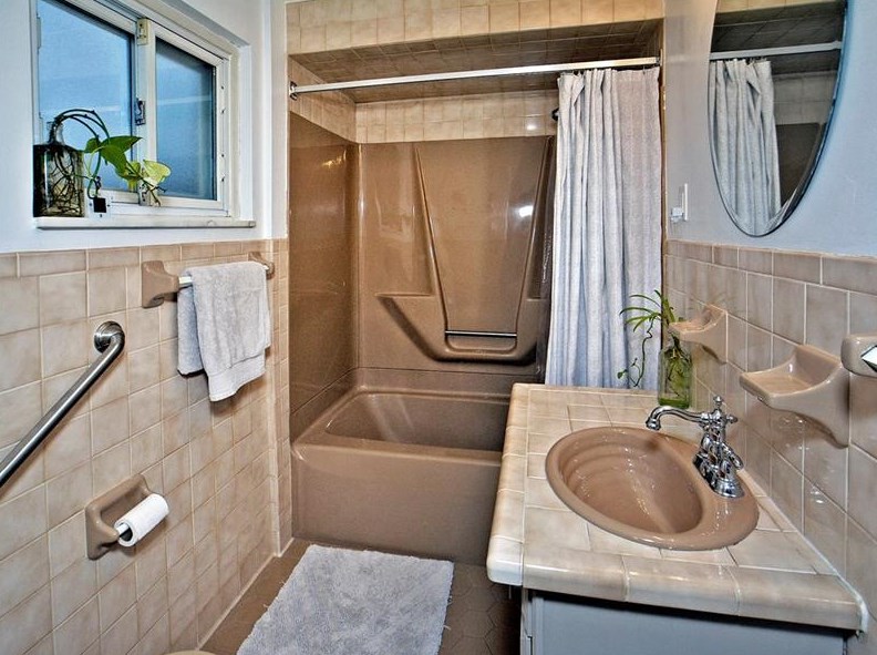 4728 Bert Dr, Monroeville PA 15146-3609 exterior