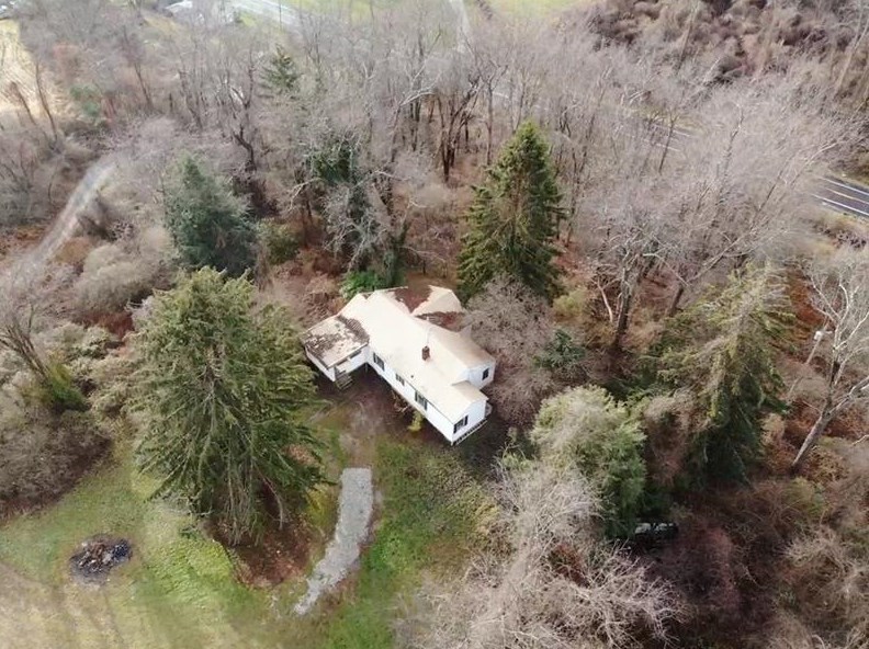 7775 National Pike, Oliphant Furnace, PA 15401-5106