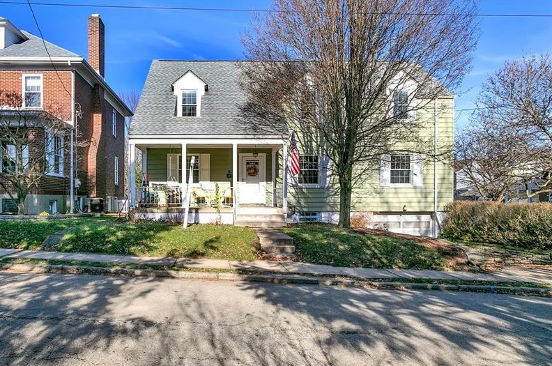 529 Vine St, Greensburg, PA 15601-4427