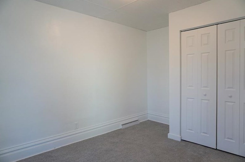 200 Hansen Ave, Butler PA 16001-5637 exterior