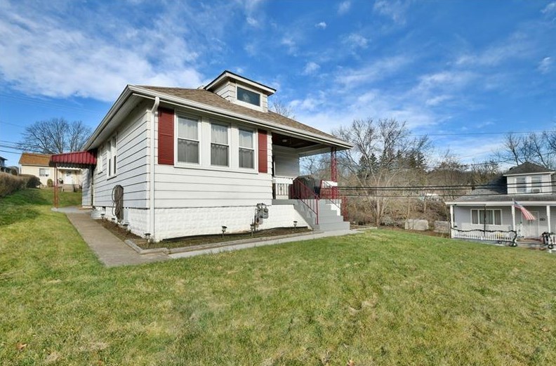 13 Clifford Rd, Mc Donald, PA 15057