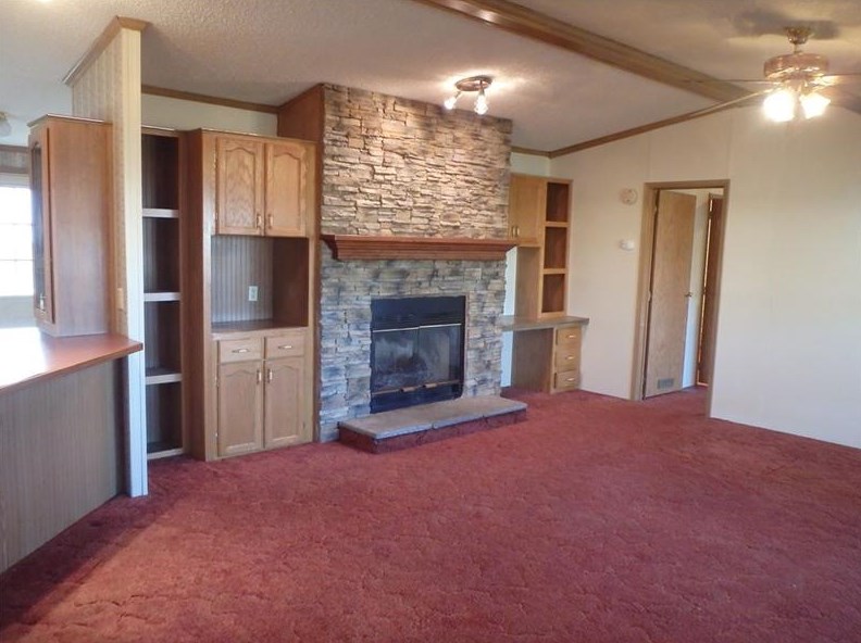 145 Main St, West Sunbury, PA 16061