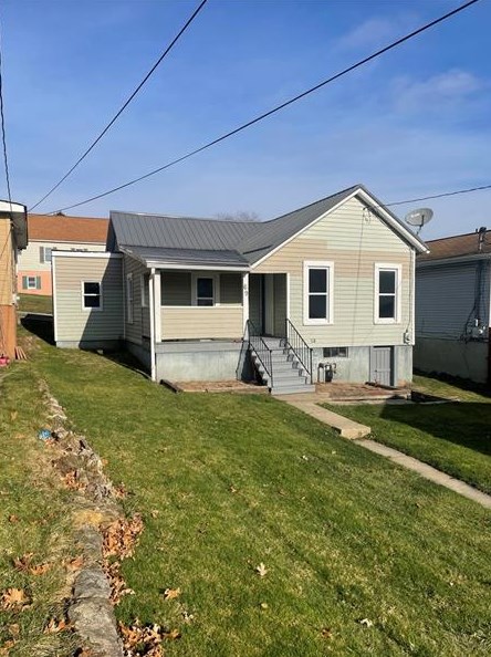 69 W Katherine Ave, Washington, PA 15301