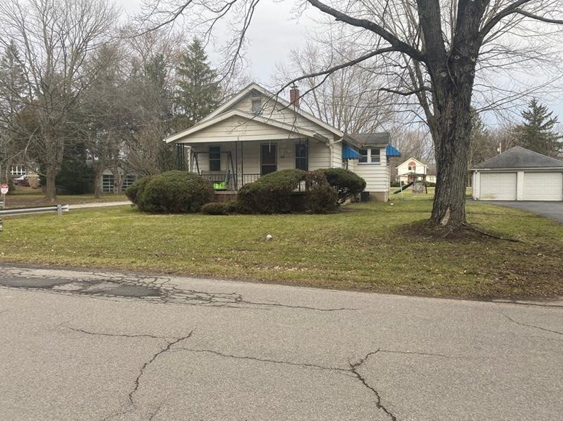 4110 W Main St, Hillsville, PA 16132