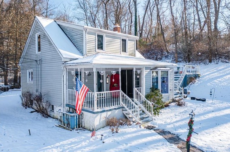 12714 Water St, Ardara, PA 15615-9708
