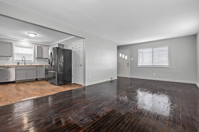4118 Jordan St, South Heights PA  15081 exterior