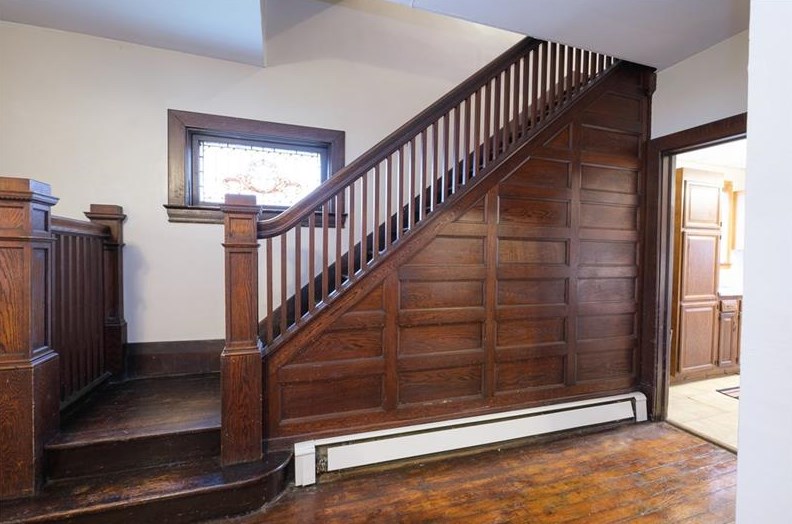 238 Franklin Ave, Vandergrift, PA 15690