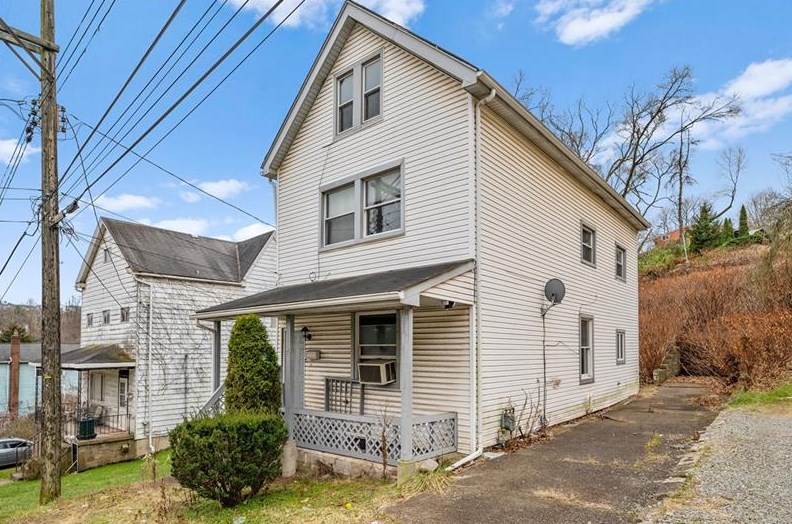 115 Semmens St, Turtle Creek, PA 15145