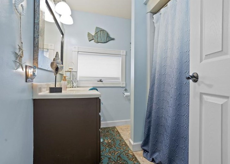 1245 Indiana Ave, Monaca PA 15061-2123 exterior