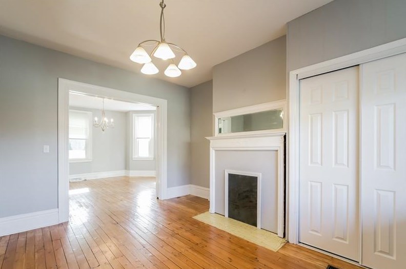442 South Ave, Verona, PA 15147