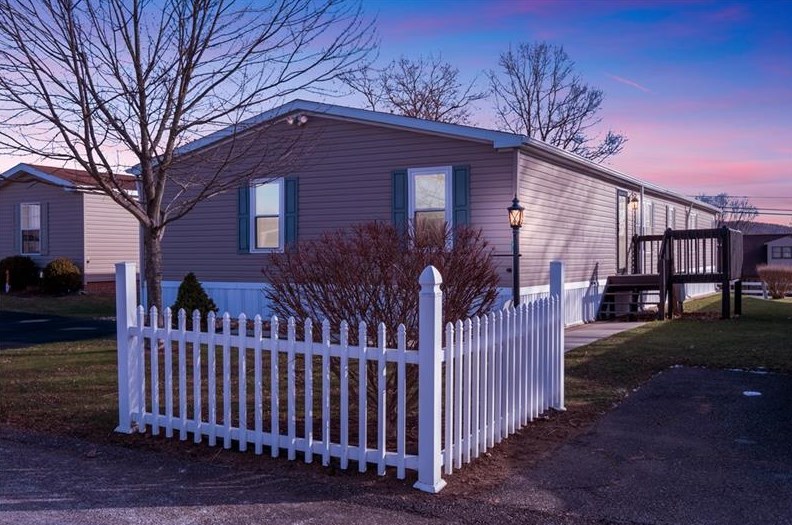 9 Greene Dr, Cheswick, PA 15024