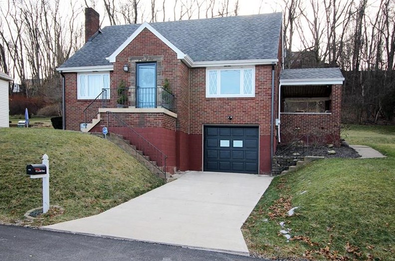 412 London Ave, North Versailles, PA 15137-2802