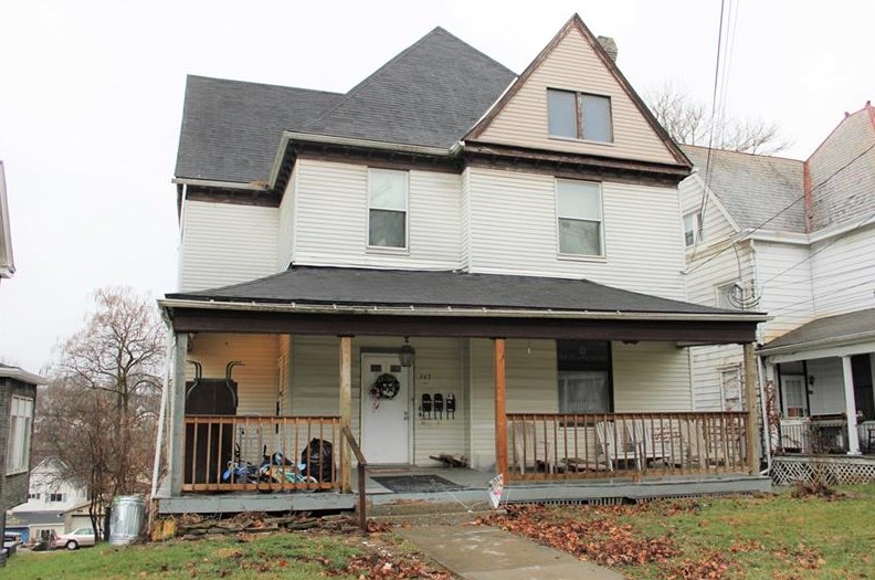 365 Allison Ave, Washington, PA 15301-4212